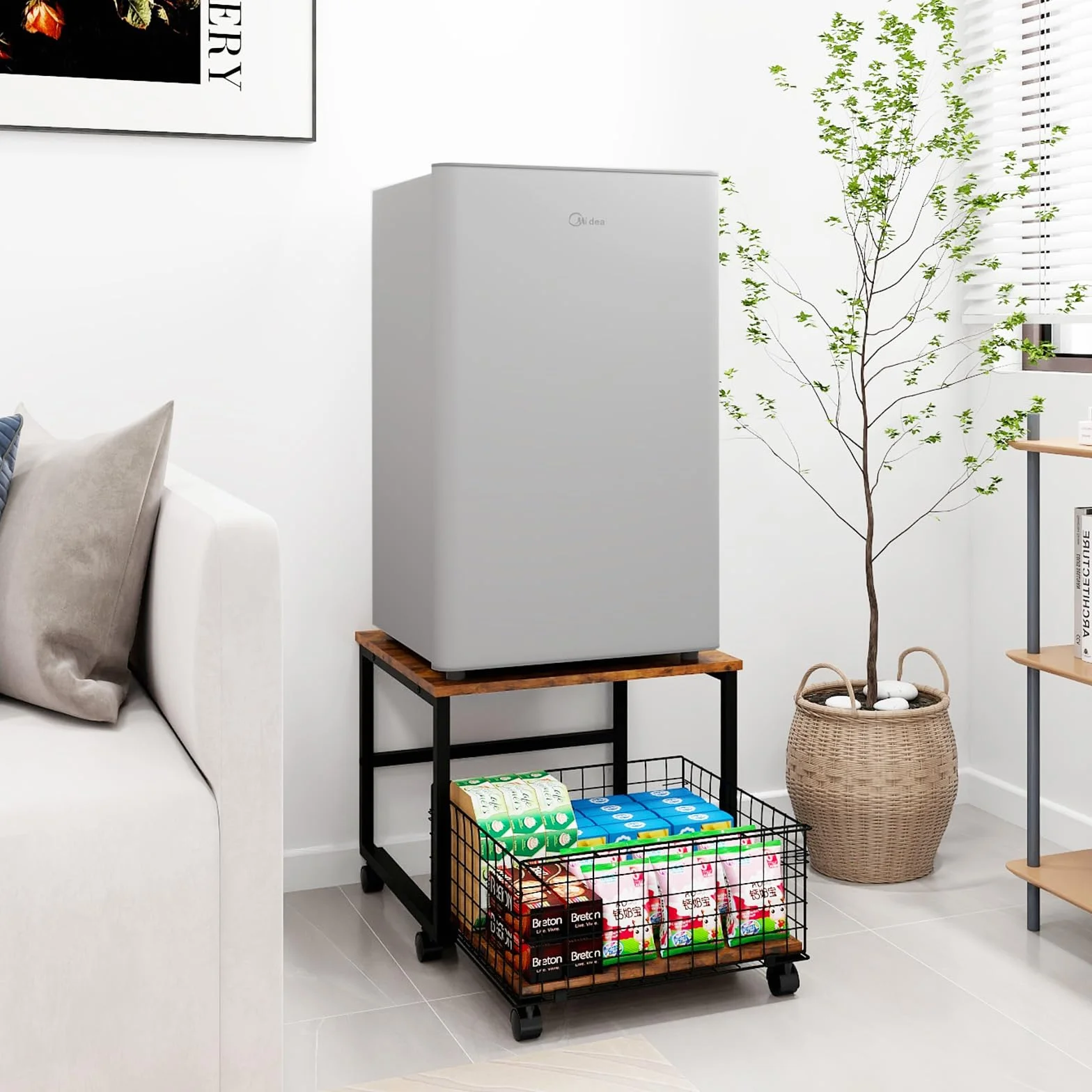 PUNCIA Soporte de Frigorífico con Cesta Metálica Base Móvil para Refrigerador con Ruedas Mueble Congelador Estantería para Nevera con Cesta Extraíble de Almacenamiento para Cocina Salón Oficina Retro