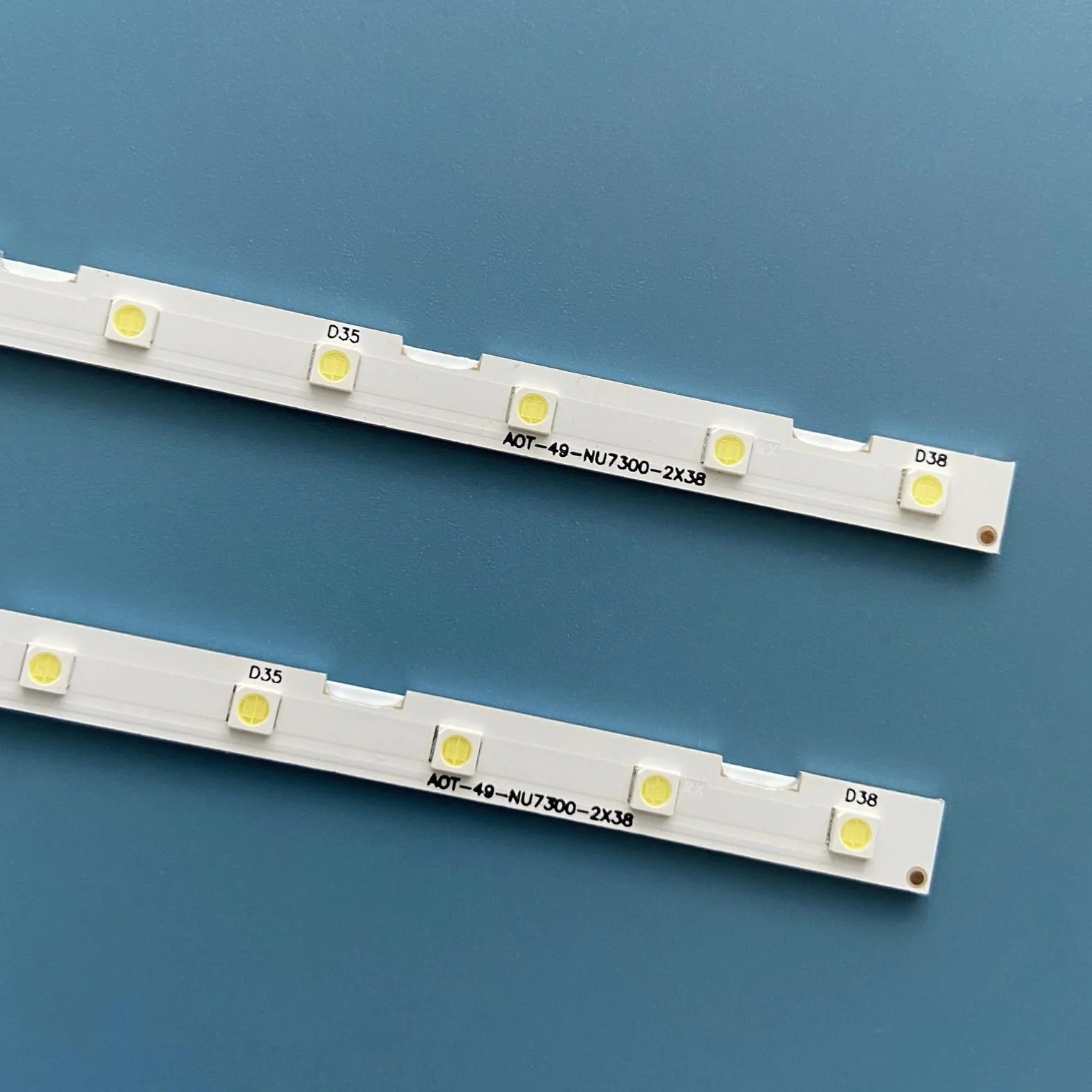 Tira de LED (2 Compatible for Samsung UE49RU7300 UE49NU7105 UE49NU7105K UE49NU7670U UE49NU7020 UE49NU7400 BN96-45953A LM41-00630A LM41-00557A