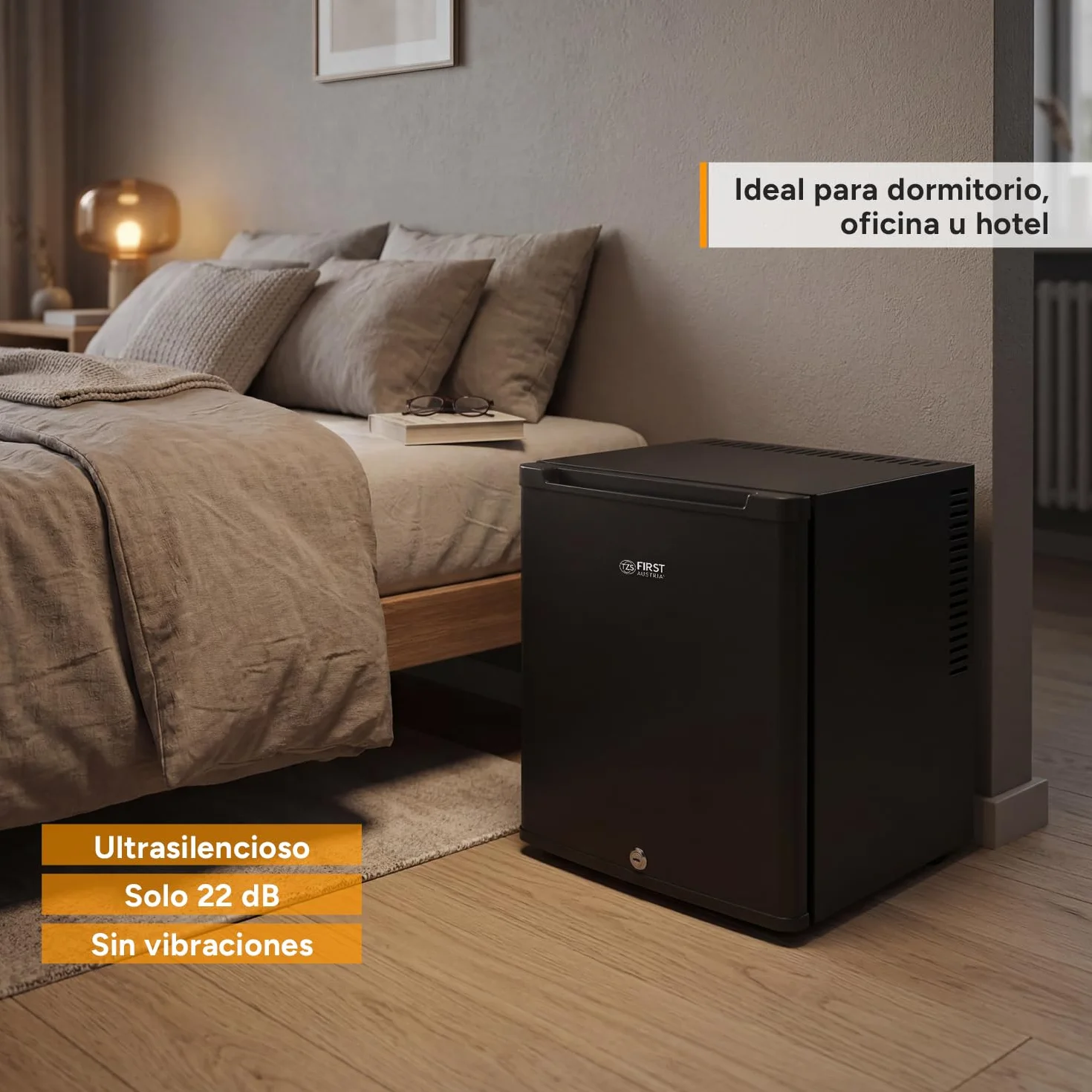 TZS First Austria - Mini Frigorífico 30L completamente silencioso - Pequeño Minifrigo con puerta reversible y luz interior - Minibar para camping, oficina, dormitorio y hotel - Negro mate