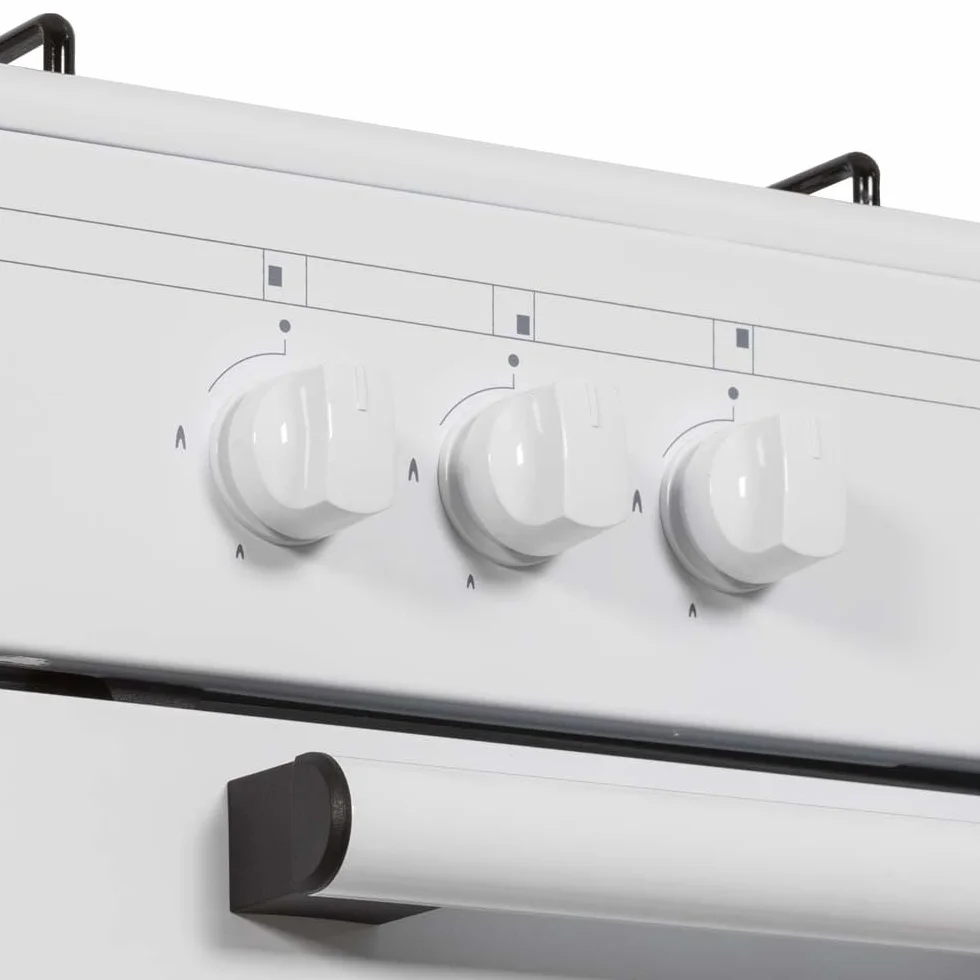 Svan Cocina de Gas Butano Blanco SKG3500PB. 3 Zonas de Cocinado, Quemador WOK triple llama, Compartimento Bombona, Kit Conversión Gas Natural, Acabado en Esmalte Blanco