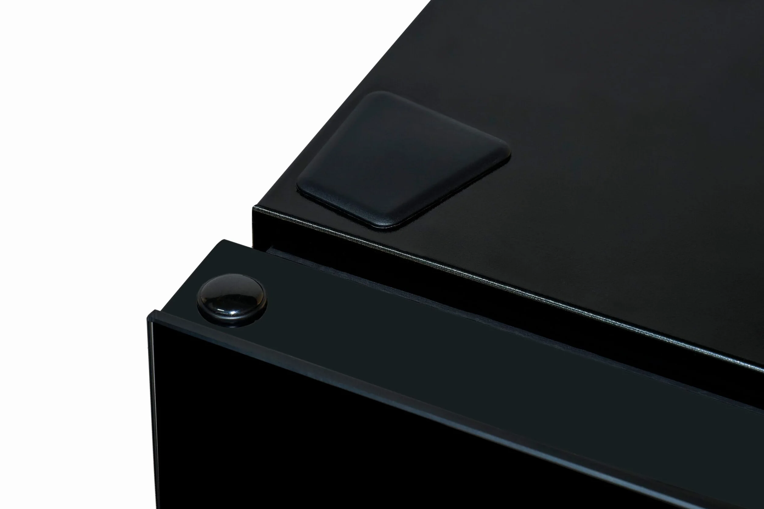 Exquisit® Vinoteca para 78 Botellas, 194L, Negro, Clase G, Doble Zona de Temperatura 5-20°C, Control Digital, Puerta de Cristal Reversible, Iluminación LED, 9 Estantes, Medidas (128,5 x 49 x 57,5 cm)
