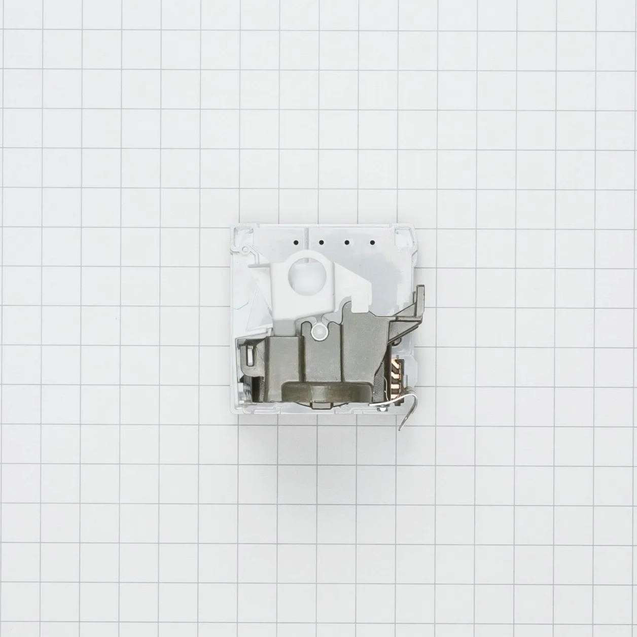 Whirlpool Repuesto de máquina de hielo para refrigerador Amana (se adapta a la mayoría de refrigeradores Amana de último modelo. Solo máquina de hielo, arnés o accesorios no incluidos)