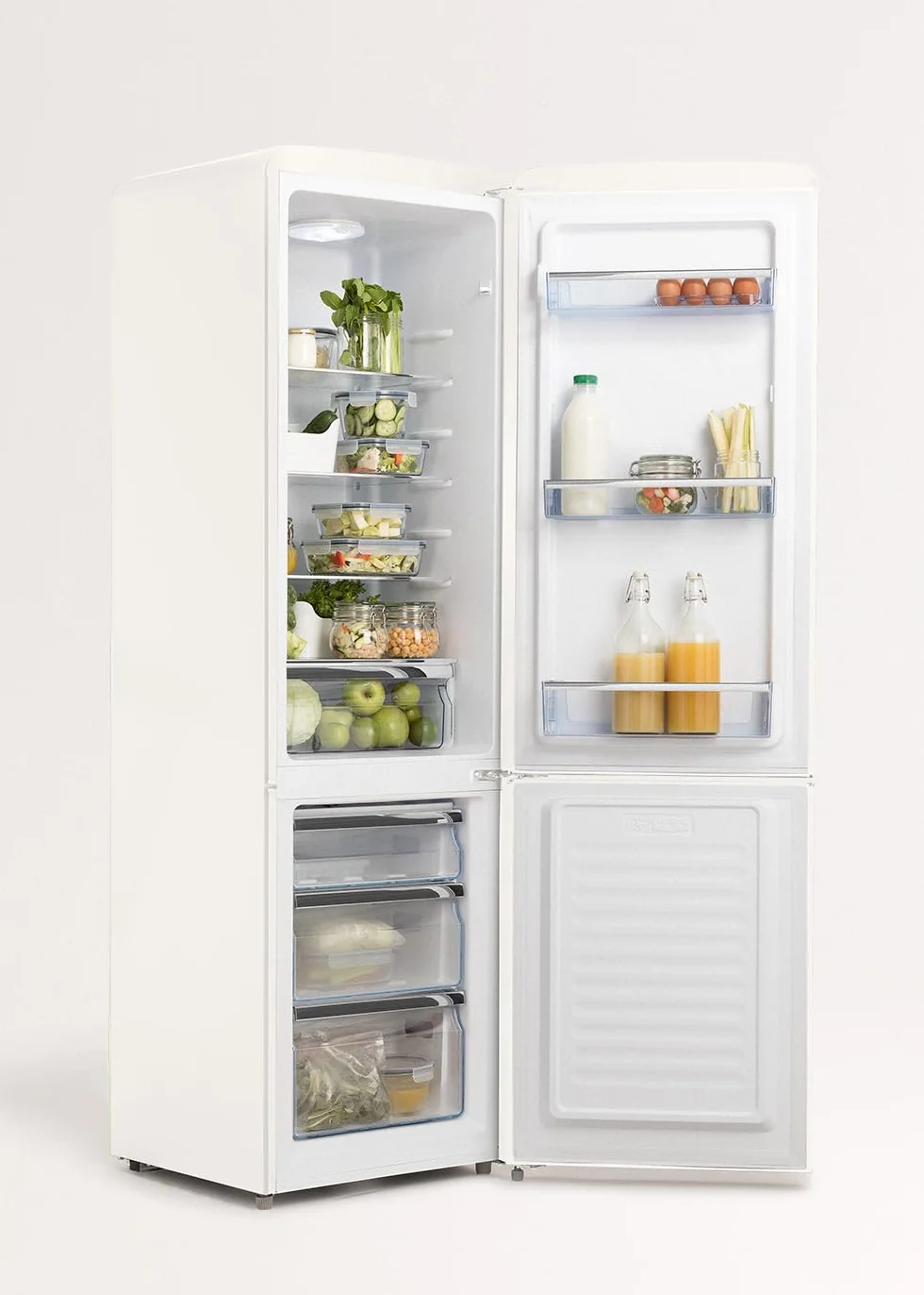 CREATE / FRIDGE STYLANCE/Frigorífico Combi 244L Blanco roto/Diseño y estilo Retro Vintage. Materiales resistentes. Práctica y funcional. 90W