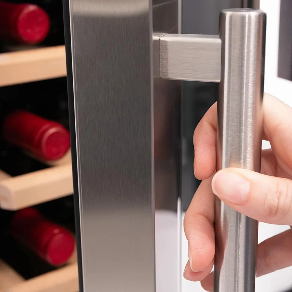 Cecotec Vinoteca 12 Botellas Bolero GrandSommelier 1270 CoolWood. Nevera para Vino, Enfriamiento Termoeléctrico, Temperatura regulable y Luz LED interior, Diseño en Madera e Inox