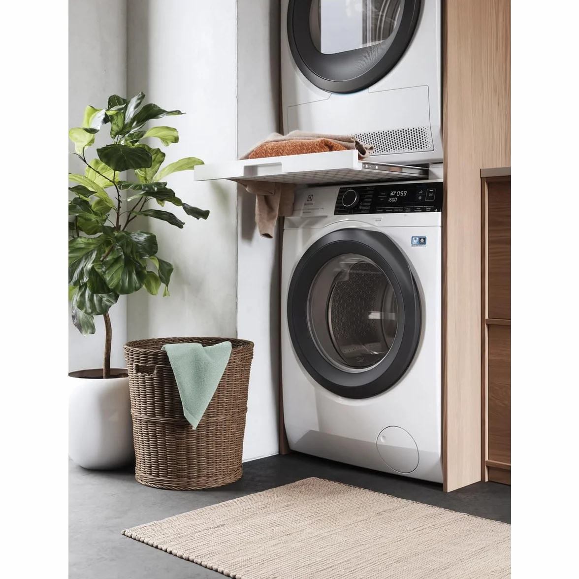 Electrolux Kit de apilamiento E1WYHSK2 con bandeja extraíble para colocar entre lavadora y secadora en columna, compatible con todos los modelos Electrolux y AEG, universal