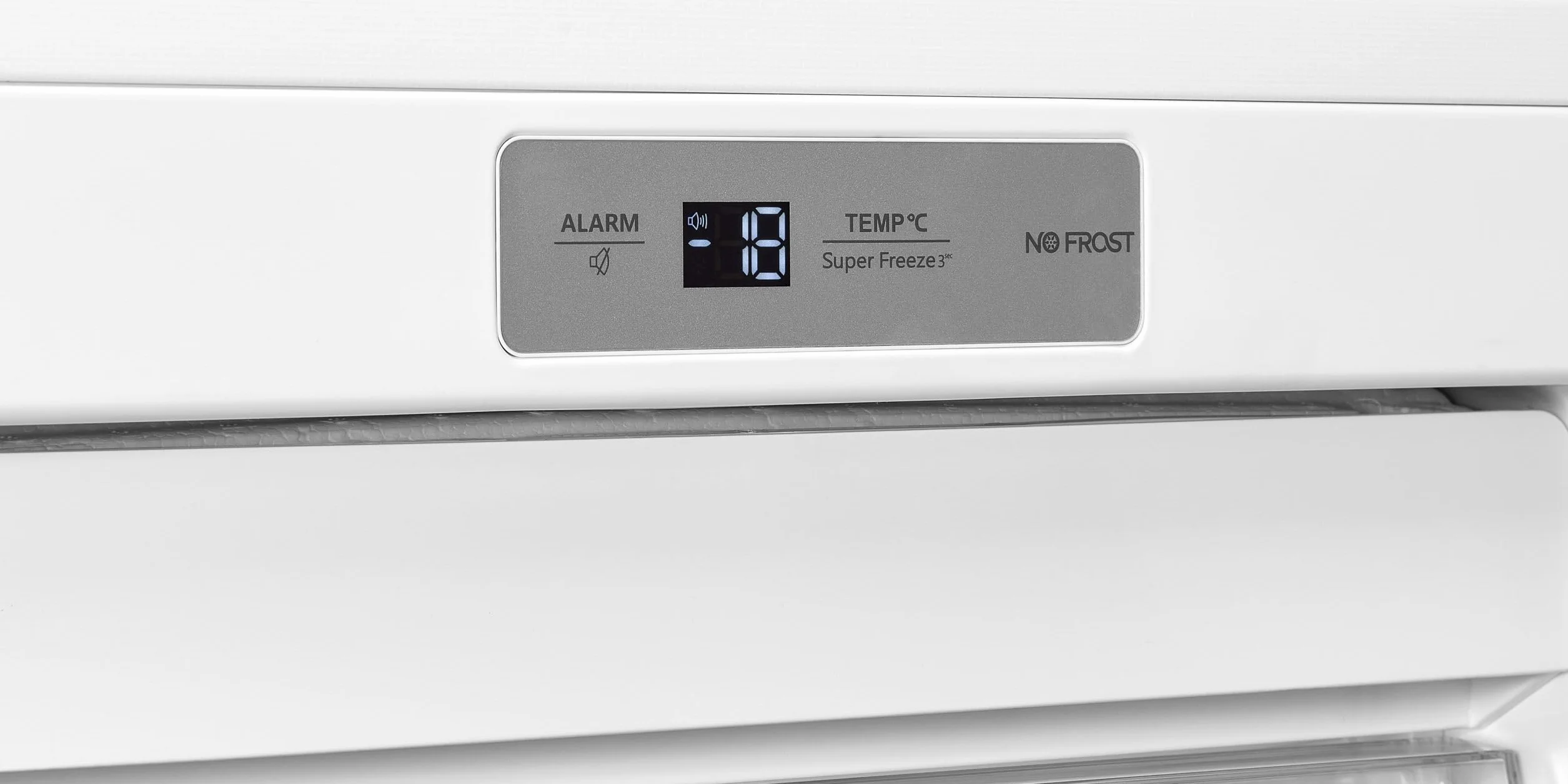 Exquisit® Congelador Vertical, 194L, Clase E, Color Blanco, 1 Puerta, 5 Cestos, Estante de Cristal,Tecnología No-Frost, Cajón XL, Altura Regulable, Consumo 219 kWh/año, Medidas 169,5x56x56,5 Cm.