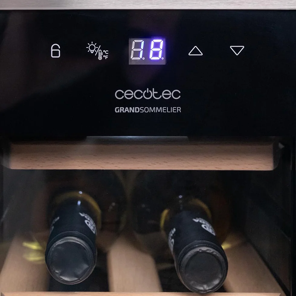 Cecotec Vinoteca 12 Botellas Bolero GrandSommelier 1230 CoolWood Compressor. 32 Litros, Sistema Compresor, Alto Rendimiento, Temperatura Regulable, Luz LED Interior, Control Táctil