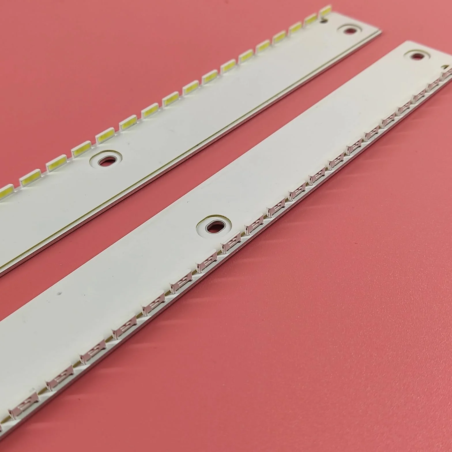 Tira de LED compatible for V6ER_550SMA_LED66_R2 V6ER_550SMB_LED66_R2 UE55KU6500U UE55KU6450 HG55NE890 UE55KU6670 UE65MU6400 UE55MU6470U