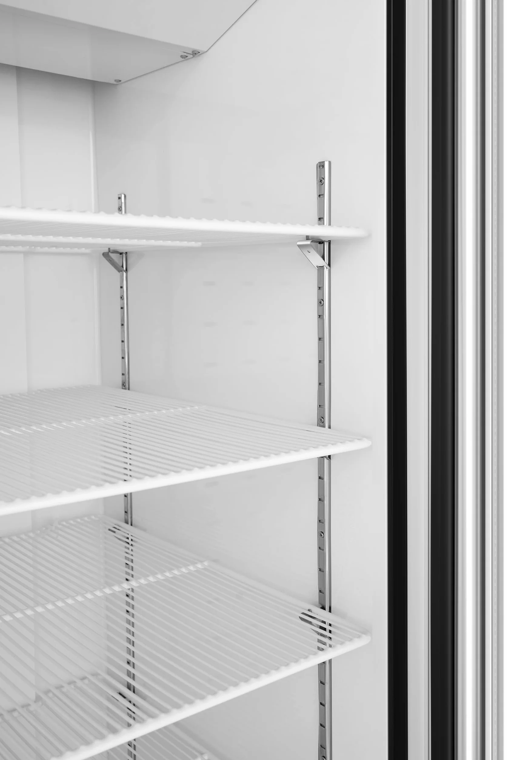 METRO Professional Frigorífico con Puerta de Cristal GRE6600G, 380L, Nevera Vertical con Cerradura, 77.5x72.5x188.5cm, 5 Estantes, Blanco