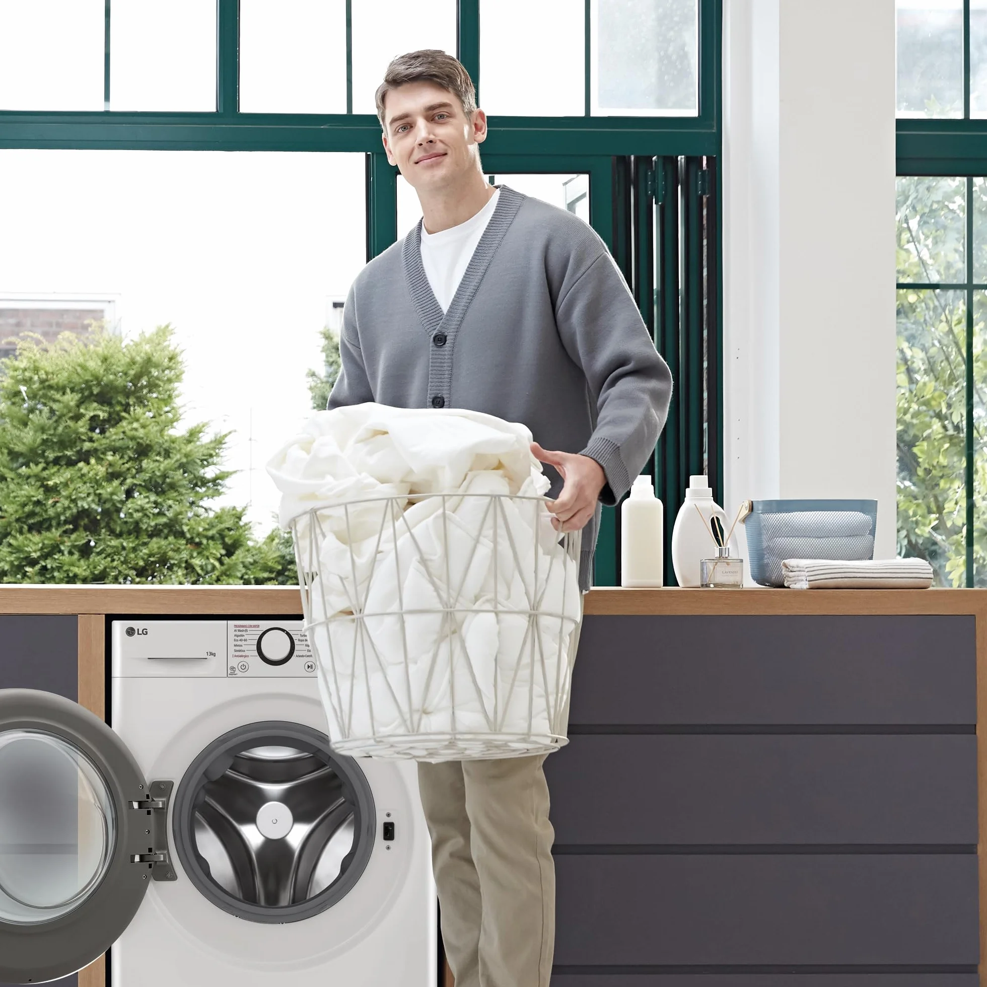 LG F4WR6013A0W - Lavadora Inteligente, 13kg, AI Direct Drive, 1400rpm, Carga Frontal, Clasificación A, TurboWash 360º, Vapor Steam, Serie 600, Blanco