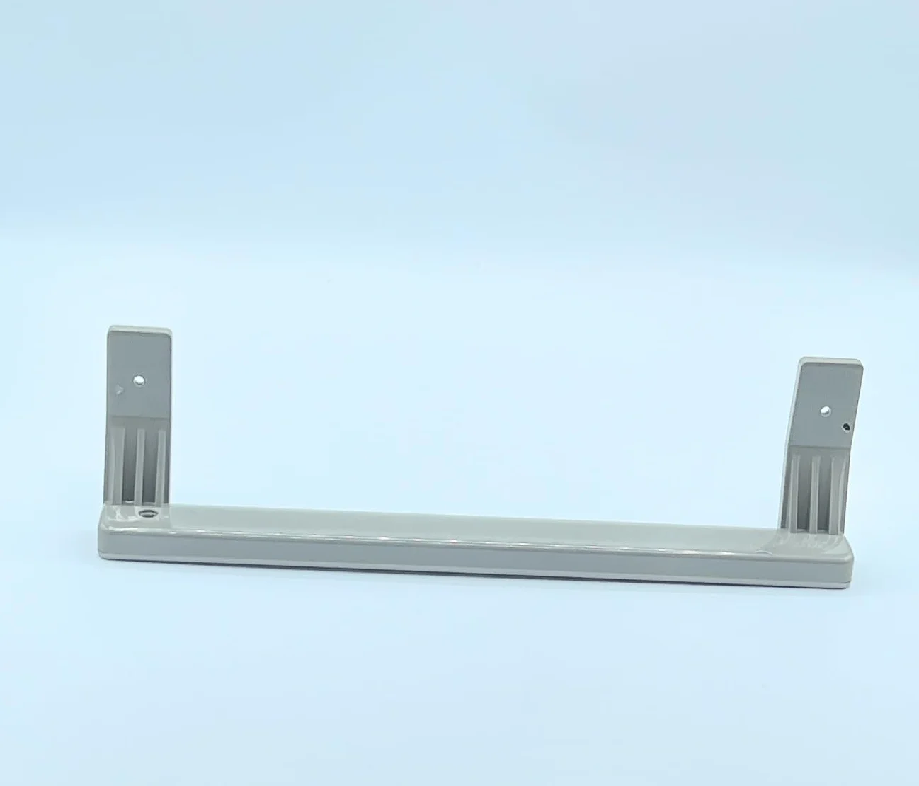 Repuesto de tirador puerta compatible con frigorífico Beko 4656750300 (original)