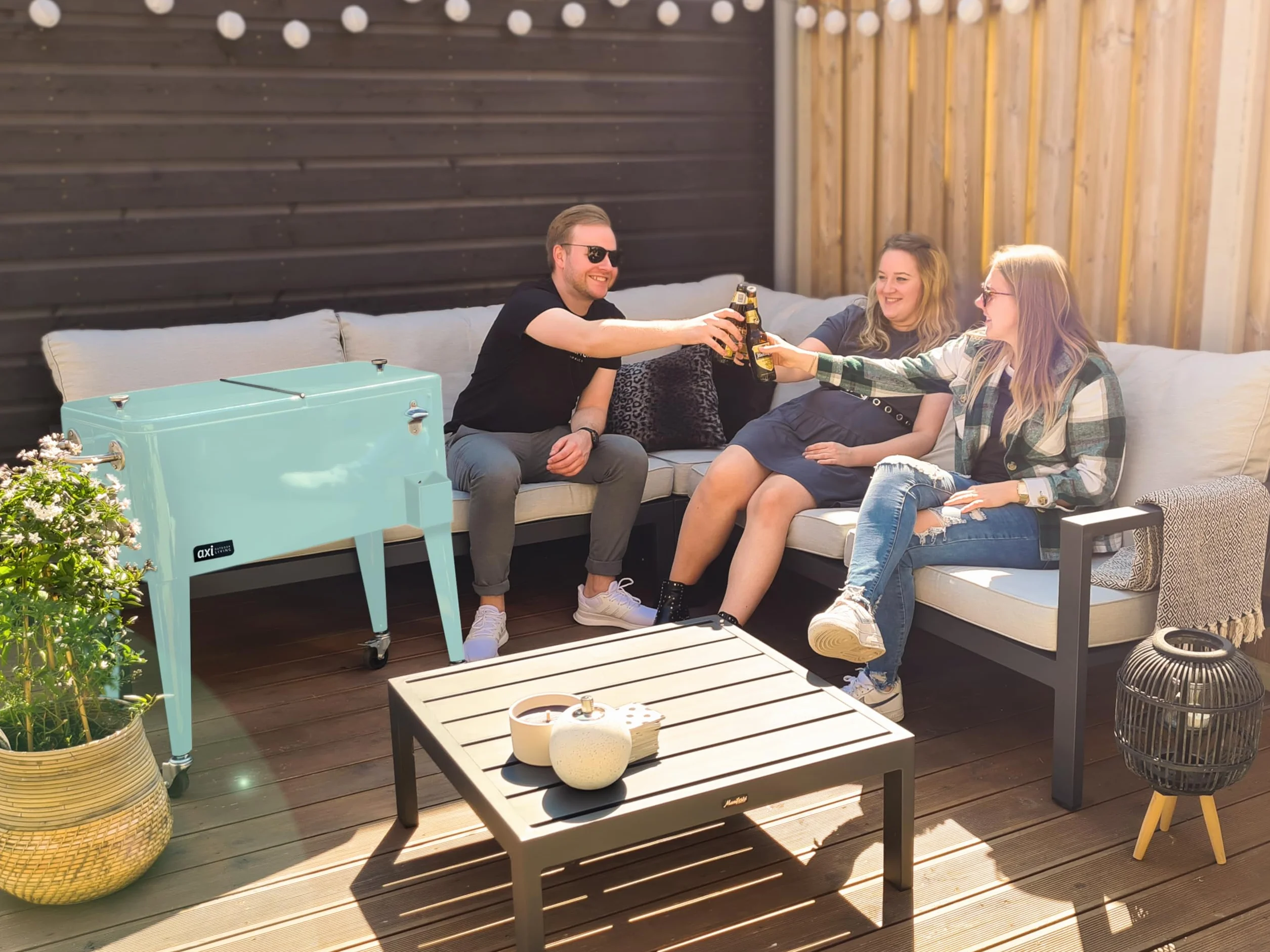 AXI Retro Cooler Mint | Nevera portatil para Exterior/Jardin | Nevera 76 litros.