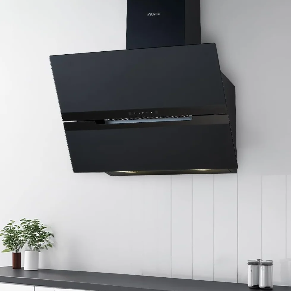 Hyundai Campana Extractora Decorativa Inclinada 70cm, Cristal negro, HCDE70DCB00. Potencia 831m3/h, 3 Velocidades, 2 Filtros, 64 dB Nivel Sonoro, Control Táctil, Filtros aptos para Lavavajillas
