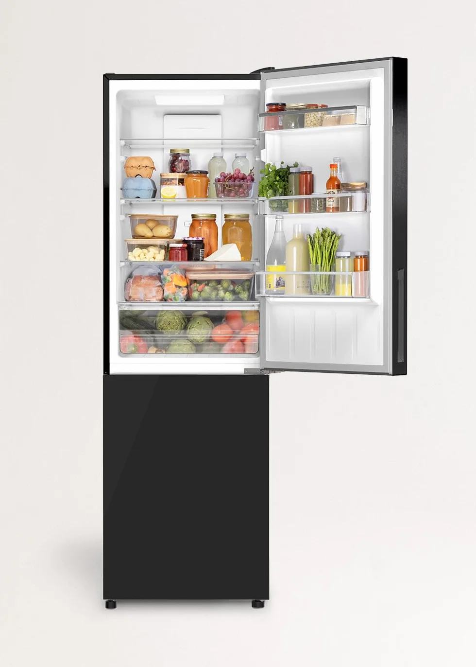 CREATE / FRIDGE STUDIO COMBI 231 / Frigorífico combi 231L negro / 54 x 57.6 x 170 cm/No frost. modo vacaciones. tratamiento antibacteriano. touch electronic. 93W