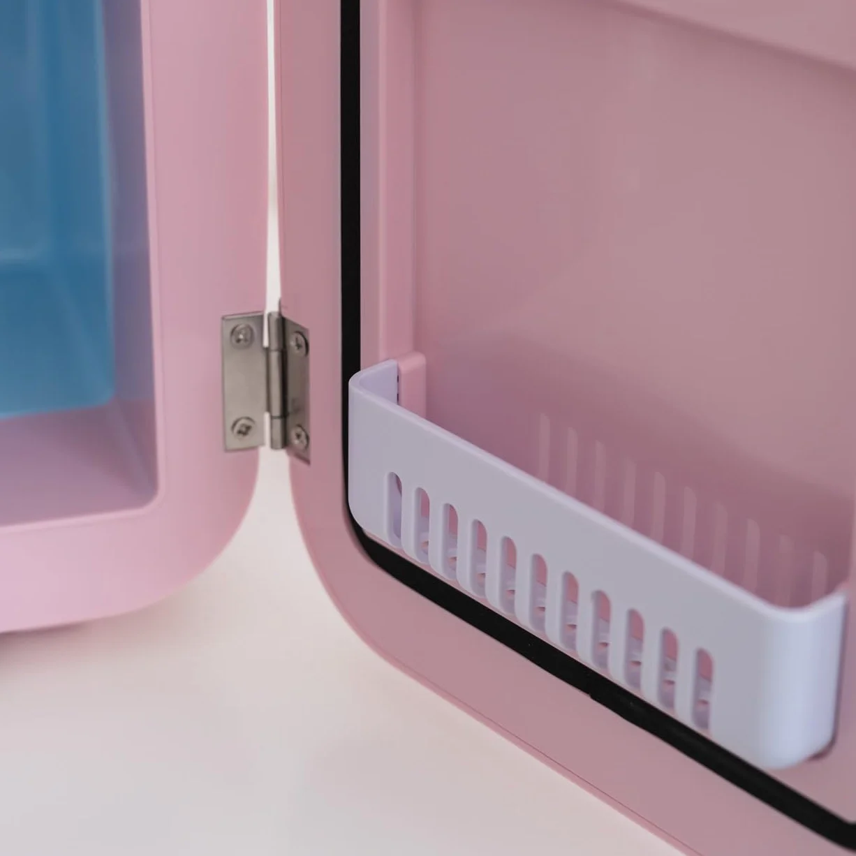 Flamingueo Nevera Pequeña - Mini Nevera 4L, Nevera Cosmeticos, 12V/220V, Mini Neveras Para Habitacion, Nevera Skincare