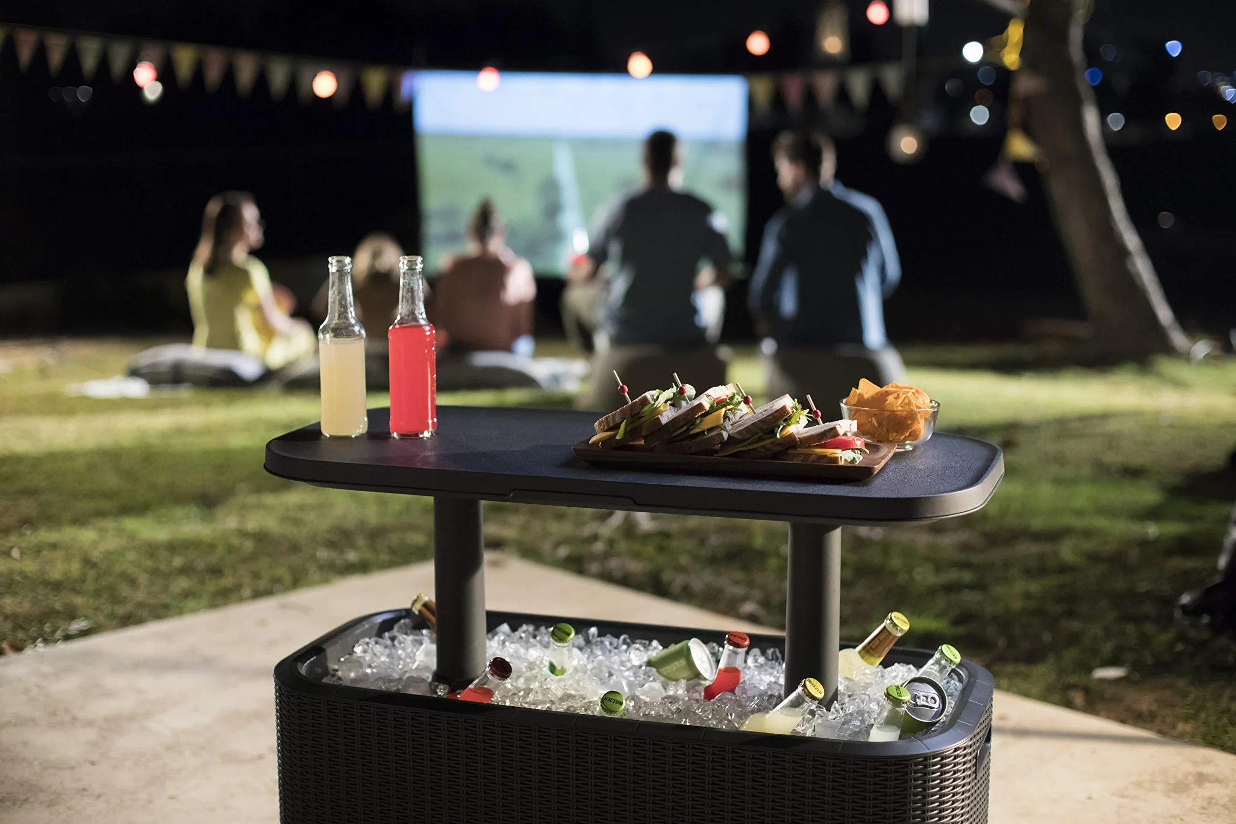 Keter Bevy Bar - Mesa Nevera para Exterior y Jardín, Capacidad 60L, Color marrón