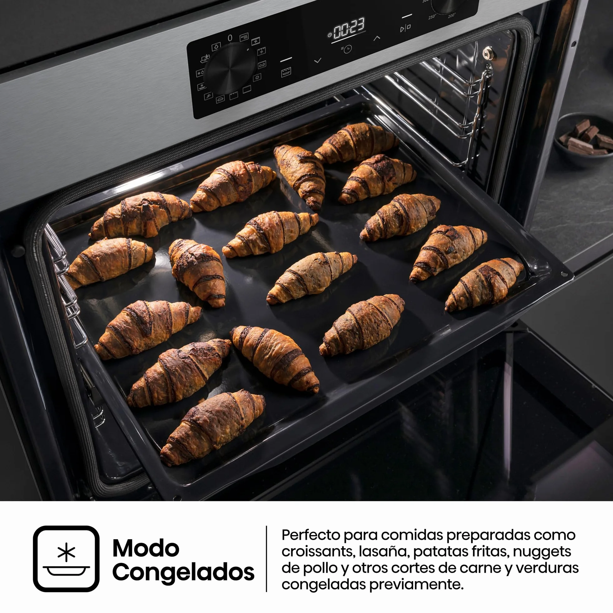 Hisense BI64216EPX - Horno Multifunción Pirolítico, Clase A++, 78L, Fondo 57cm, Guía Telescópica, Calentamiento Rápido, Apertura Y Cierre Suave de Puerta, Air Fry, Modo Pizza, Modo Congelados, Inox