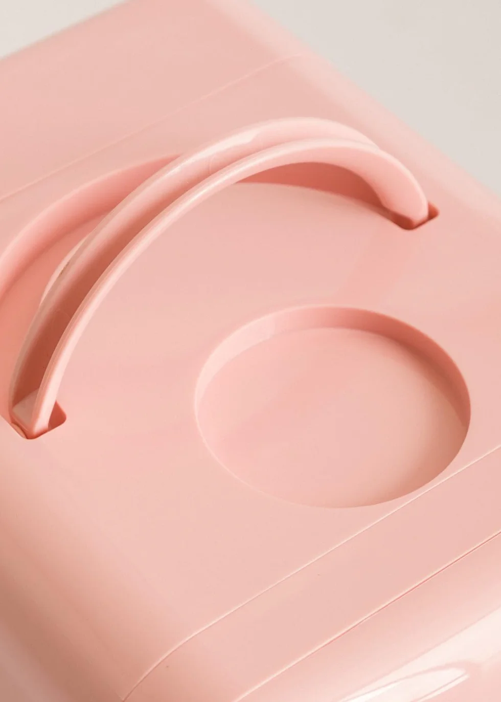 CREATE / FRIDGE MINI BOX/Mini frigorífico para cosméticos rosa pastel/Diseño retro, función frío y calor, capacidad de 4L, fácil de transportar, 48W