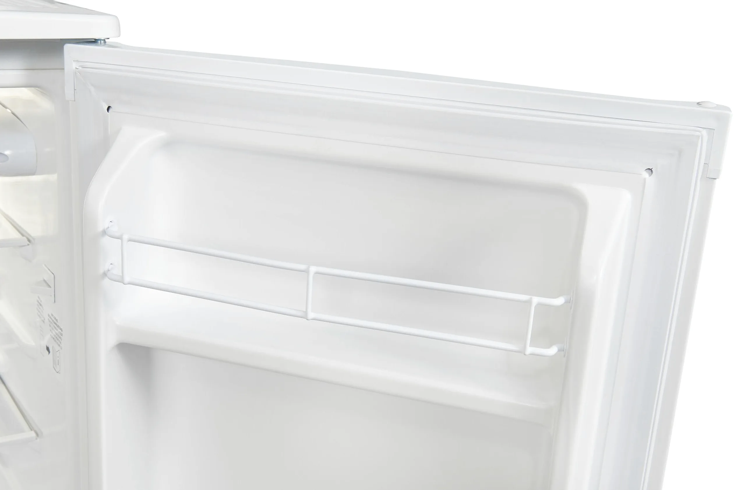 Exquisit® Frigorífico Table Top, 75L, Clase E, Color Blanco, Estantes de Cristal, Puerta Reversible, Tiradores Integrados, Cajón Verdulero, Consumo 84 kWh/año, Medidas 84,3x45x45.4 Cm.