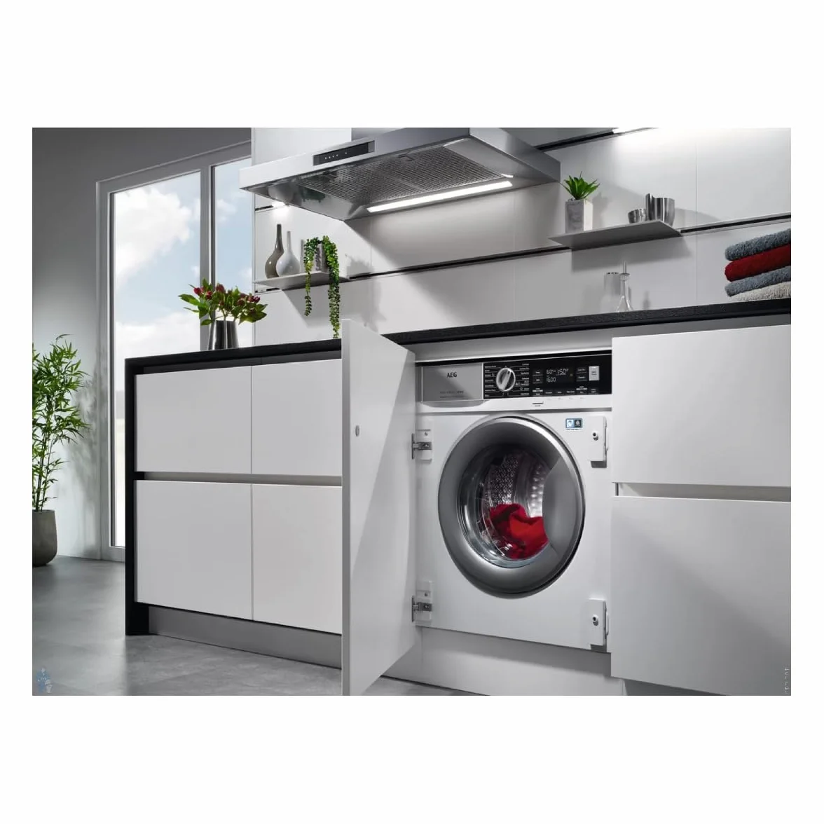 AEG L7WEC842BI Lavasecadora Integrable Carga Frontal 8 Kg 4 Kg 1600 rpm Serie 7000 Motor Inverter NonStop Panel LCD Blanco Clase E